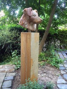 Hund, Buntsandstein, Mathias Nikolaus